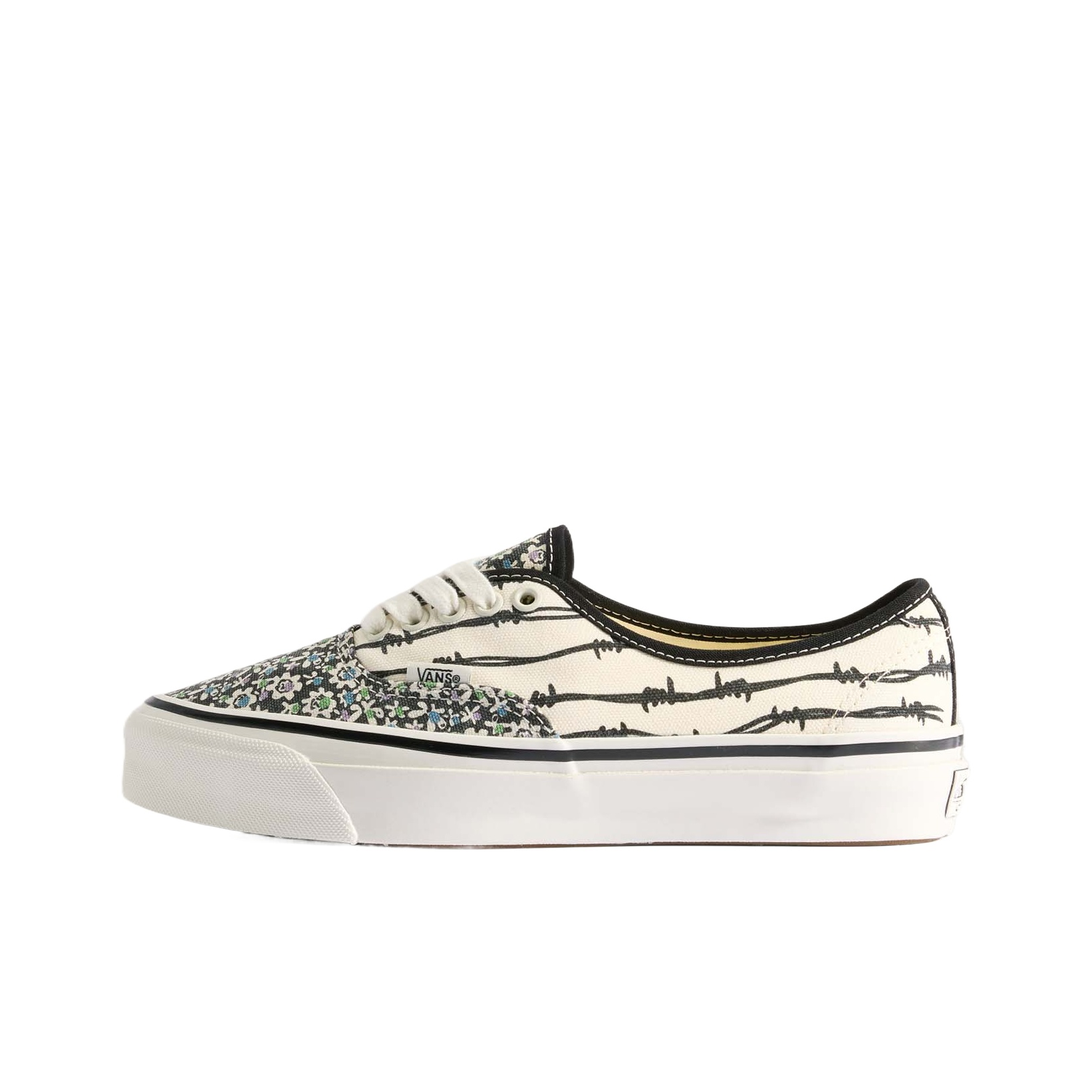 Vans Shoes Authentic - أحذية فانز بريميوم أصليّة من القماش